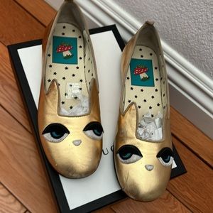 These where only used two times. They have a few scratches.